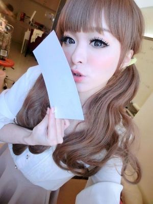 すみれ img-qrcode